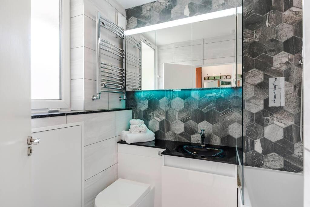 The Clarence, Central London Apartment W/ Wifi Eksteriør bilde