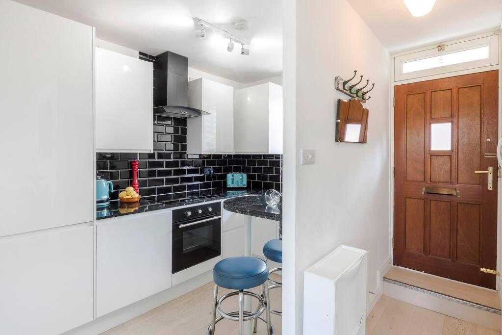 The Clarence, Central London Apartment W/ Wifi Eksteriør bilde